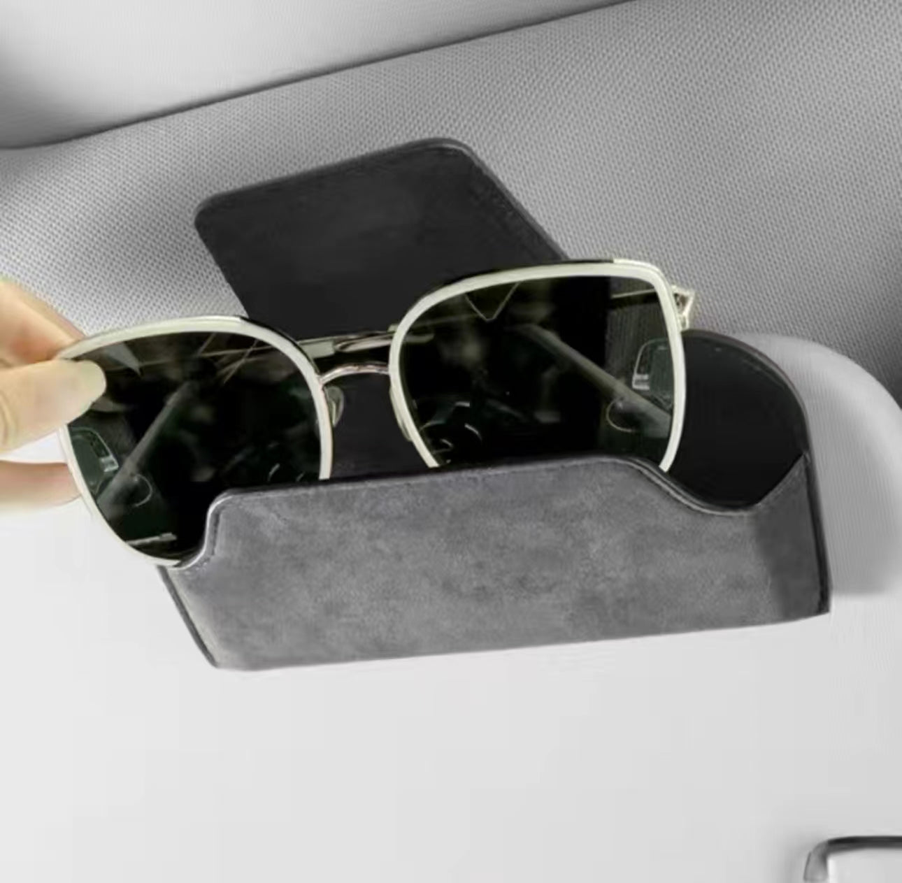 カーバイザー メガネホルダー サングラス メガネ 収納ボックス 汎用 車用 取り付け簡単 シンプル (ブラック)